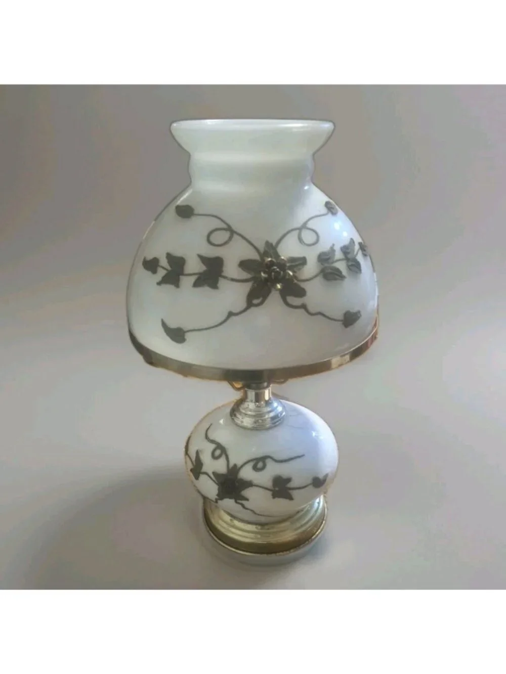 Vintage White Milk Glass Raised Brass Flower Hurricane Table Lamp ~ 3 Way Switch